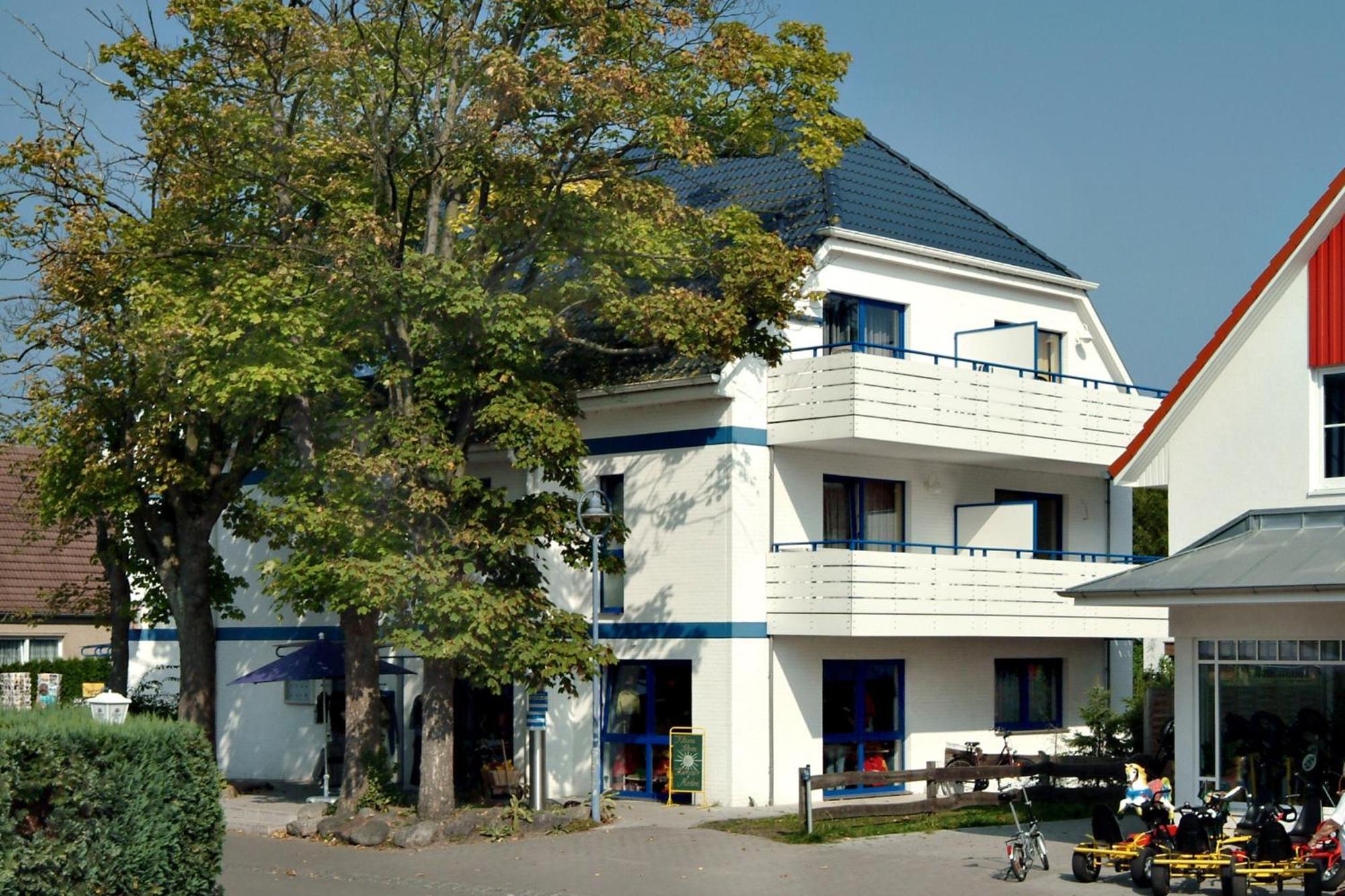 Appartmenthaus Central Fw 15 Zingst Exterior foto